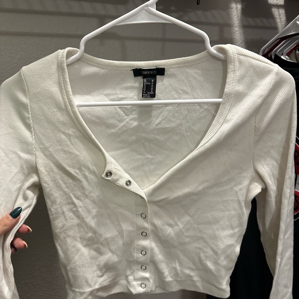 Forever 21 Women's Cream Cropped Long Sleeve